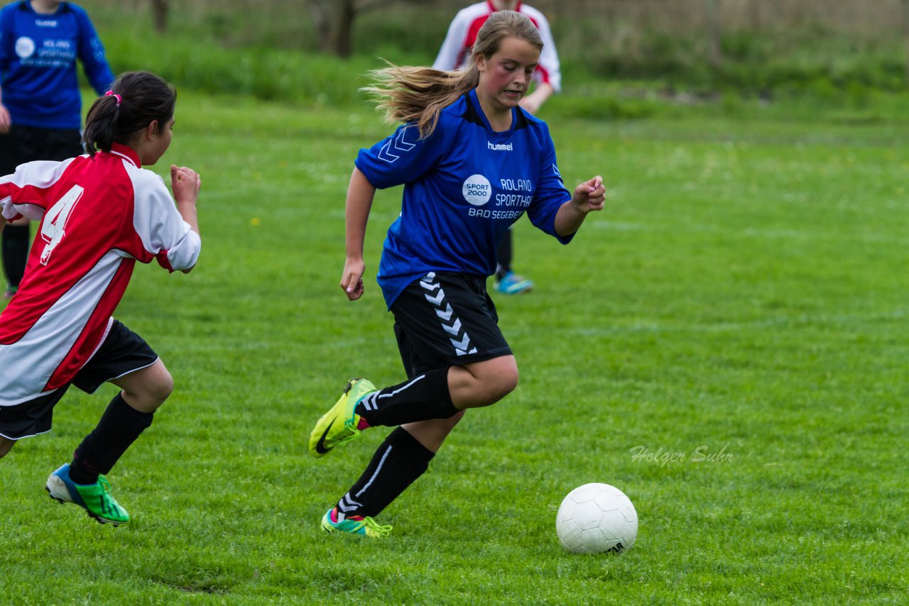 Bild 197 - C-Juniorinnen SG Rnnau-Segeberg - Kaltenkirchener Turnerschaft : Ergebnis: 1:3